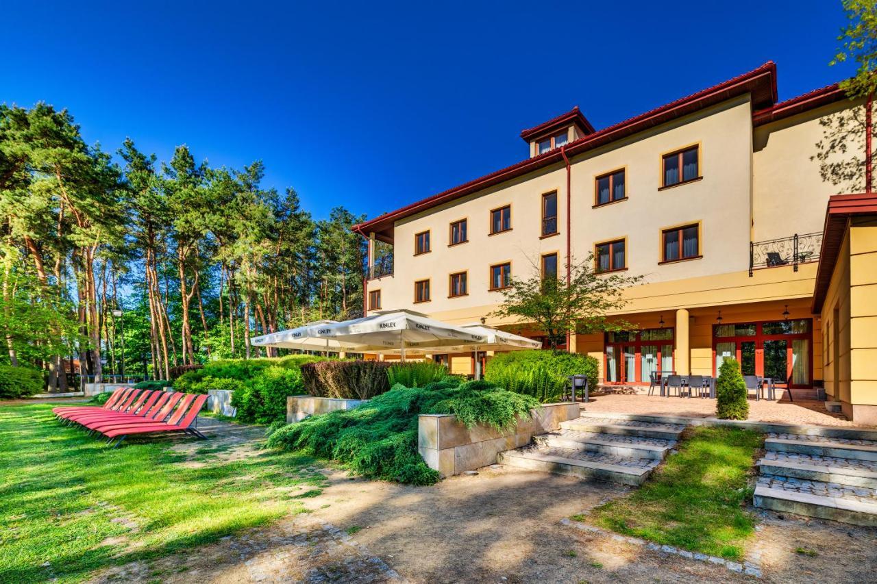 Hotel Pan Tadeusz Serock Extérieur photo