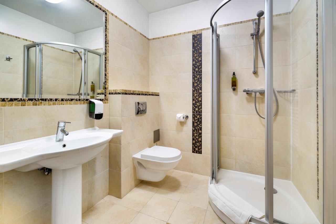 Hotel Pan Tadeusz Serock Extérieur photo