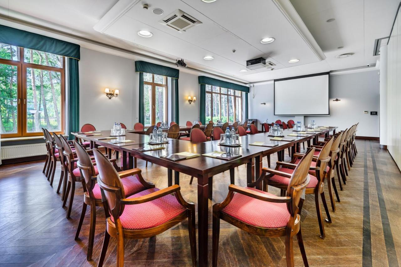 Hotel Pan Tadeusz Serock Extérieur photo