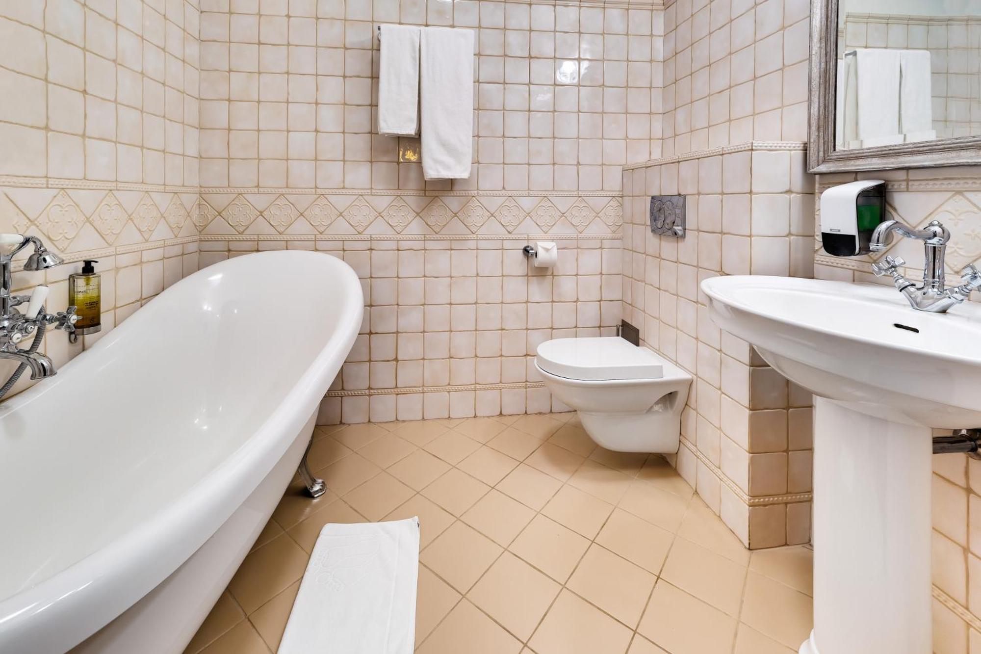 Hotel Pan Tadeusz Serock Extérieur photo